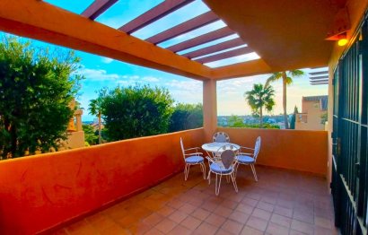 Resale - Apartment - Ground Floor Apartment - Marbella - Elviria