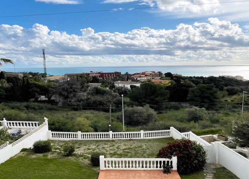 Resale - House - Detached Villa - Benalmádena - La Capellania