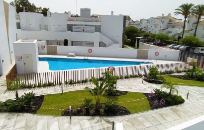 Reventa - House - Semi-Detached House - Marbella - Nueva Andalucia