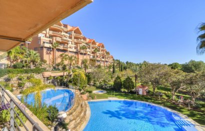 Resale - Apartment - Middle Floor Apartment - Marbella - Nueva Andalucia