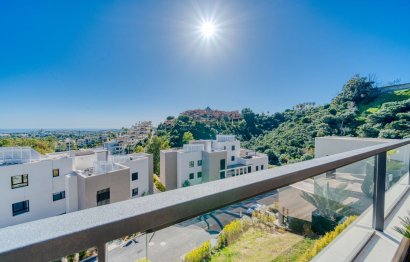 Resale - Apartment - Middle Floor Apartment - Marbella - Nueva Andalucia