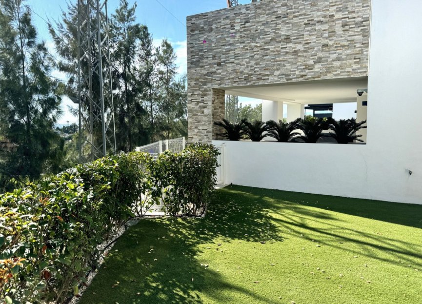 Resale - Apartment - Ground Floor Apartment - Marbella - Cabopino