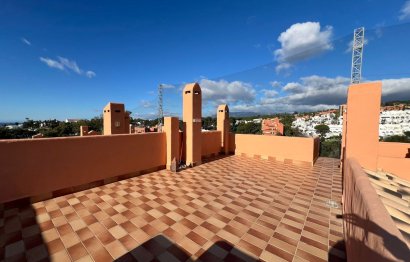 Resale - House - Semi-Detached House - Marbella - Cabopino