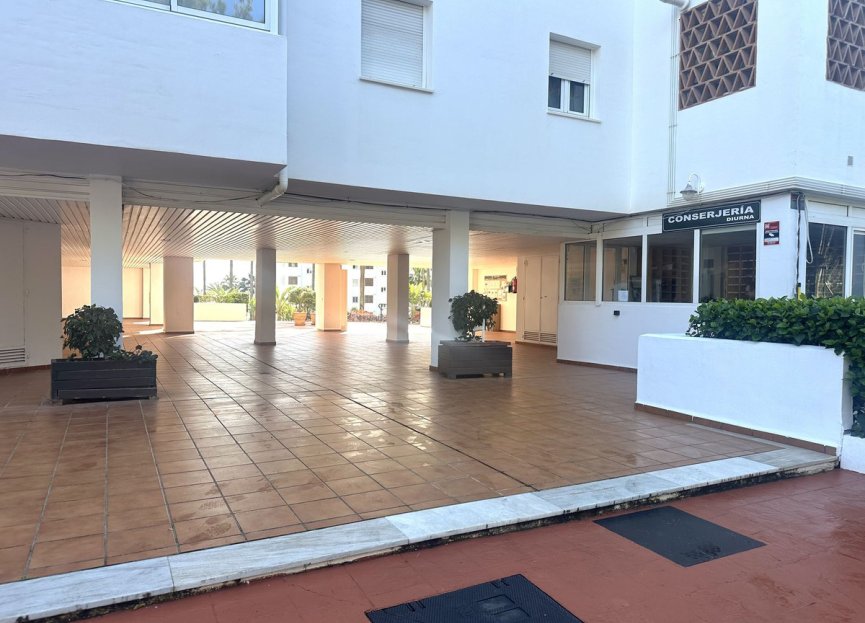 Resale - Apartment - Middle Floor Apartment - Mijas - Calahonda