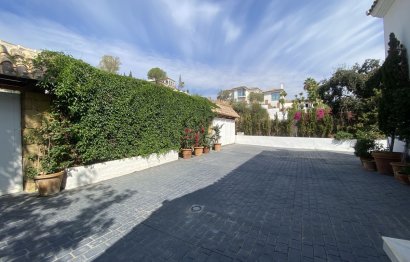 Resale - House - Detached Villa - Marbella - Elviria