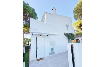 Resale - House - Semi-Detached House - Estepona - Benamara