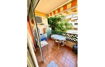 Resale - Apartment - Middle Floor Apartment - Estepona - Estepona Centro