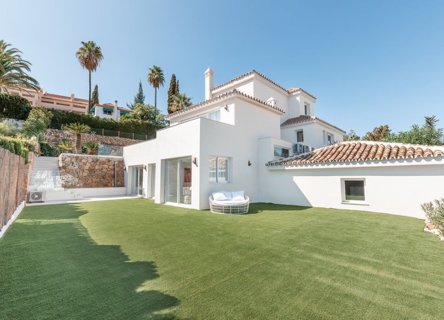 Resale - House - Detached Villa - Marbella - Nueva Andalucia