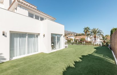 Reventa - House - Detached Villa - Marbella - Nueva Andalucia