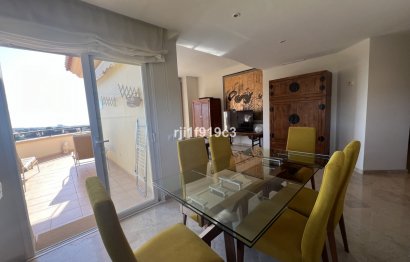 Resale - Apartment - Middle Floor Apartment - Marbella - Elviria