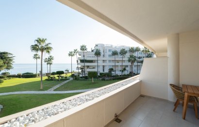 Resale - Apartment - Middle Floor Apartment - Estepona - Estepona Centro