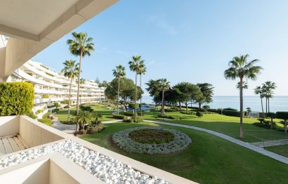 Resale - Apartment - Middle Floor Apartment - Estepona - Estepona Centro