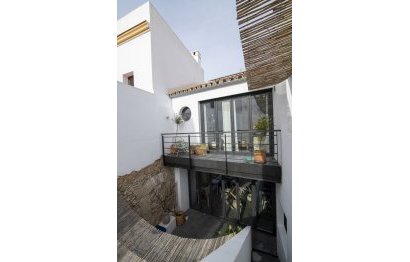 Resale - House - Townhouse - Estepona - Estepona Centro