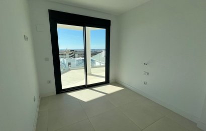 Resale - Apartment - Middle Floor Apartment - Fuengirola - Fuengirola Centro