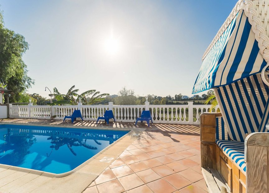 Resale - House - Detached Villa - Marbella - Valle del Sol