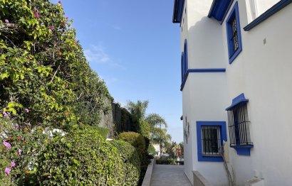 Resale - House - Detached Villa - Estepona - Estepona Centro