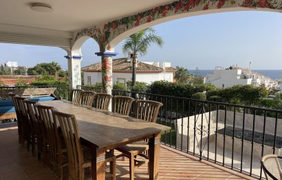 Resale - House - Detached Villa - Estepona - Estepona Centro