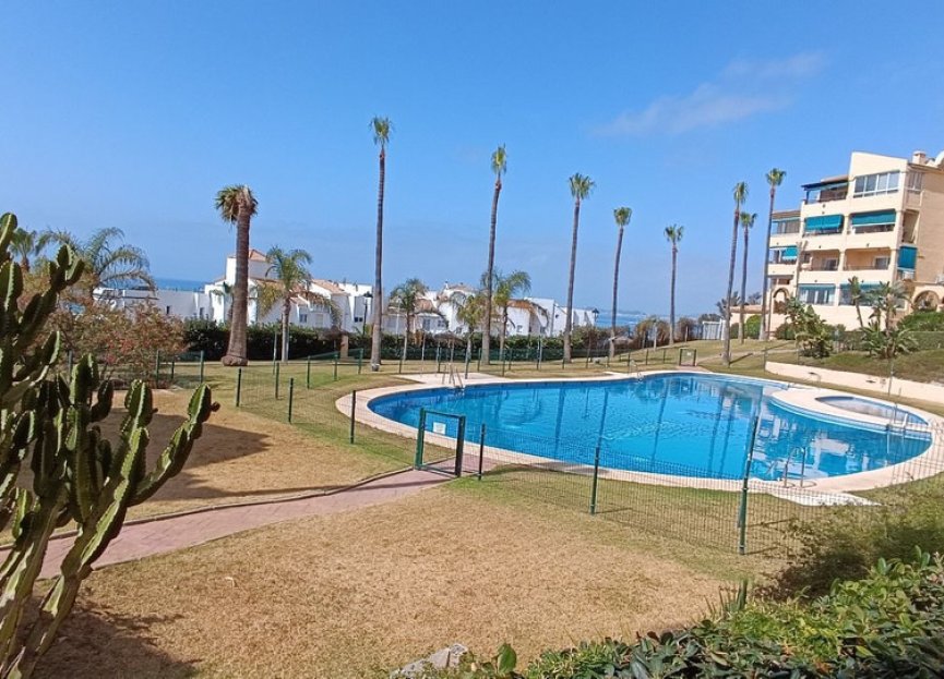 Resale - Apartment - Middle Floor Apartment - Benalmádena - Torrequebrada