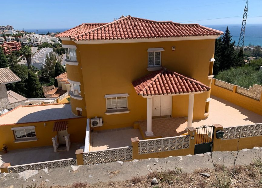 Resale - House - Townhouse - Benalmádena - Benalmadena Centro