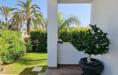 Resale - House - Detached Villa - Marbella - Marbesa