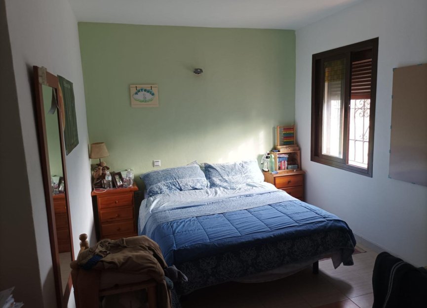 Resale - House - Detached Villa - Estepona - El Padron