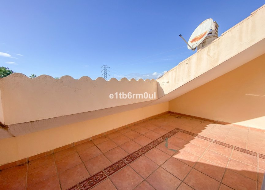 Resale - House - Townhouse - Marbella - El Rosario