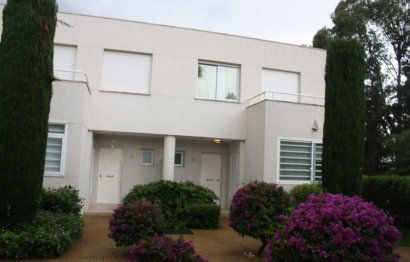 Resale - House - Townhouse - Estepona - Estepona Centro