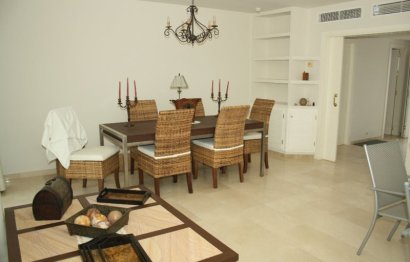 Resale - House - Townhouse - Estepona - Estepona Centro