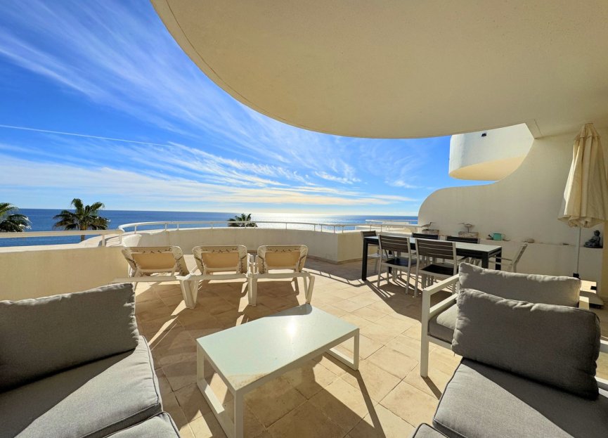 Resale - Apartment - Penthouse Duplex - Estepona - Estepona Centro