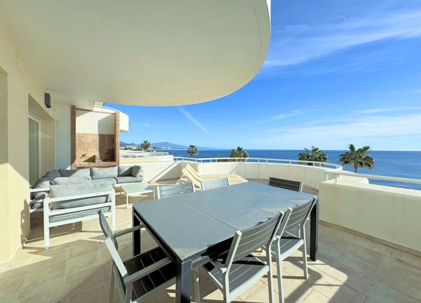 Resale - Apartment - Penthouse Duplex - Estepona - Estepona Centro