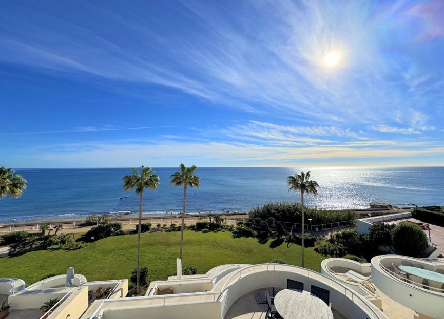 Resale - Apartment - Penthouse Duplex - Estepona - Estepona Centro