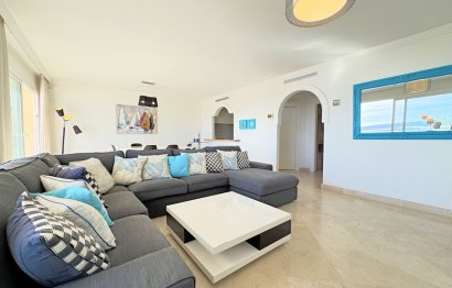 Resale - Apartment - Penthouse Duplex - Estepona - Estepona Centro