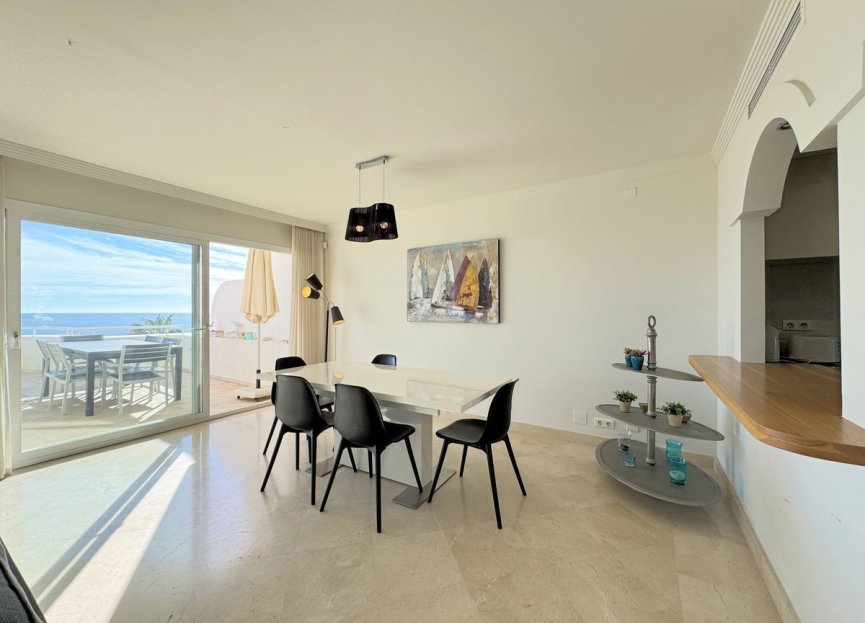 Resale - Apartment - Penthouse Duplex - Estepona - Estepona Centro