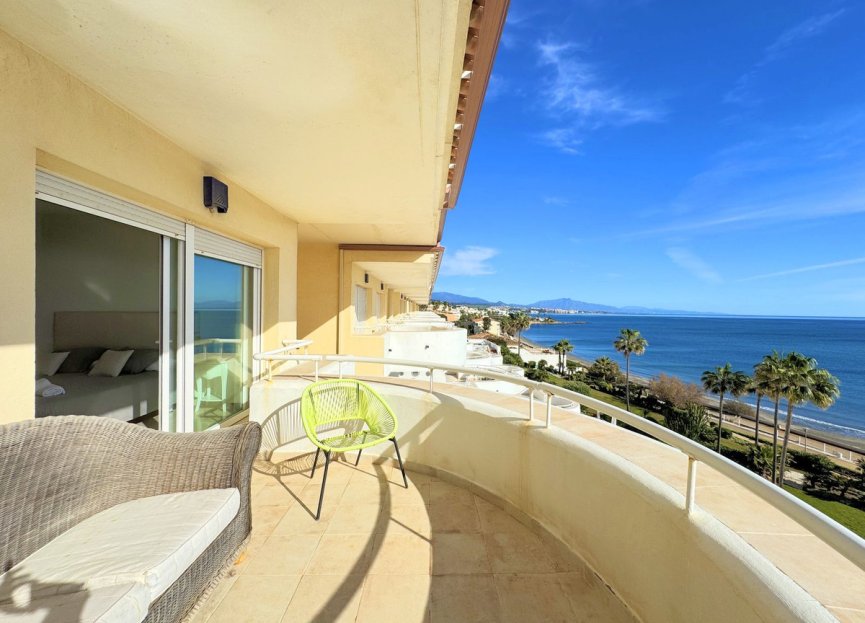 Resale - Apartment - Penthouse Duplex - Estepona - Estepona Centro