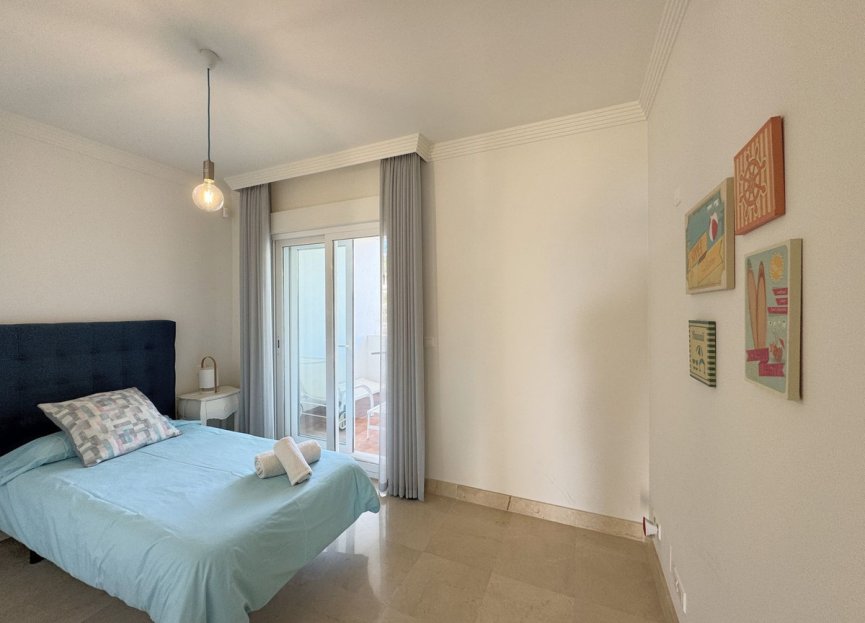 Resale - Apartment - Penthouse Duplex - Estepona - Estepona Centro