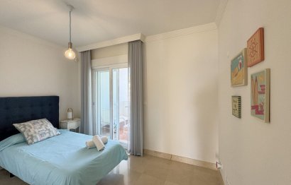 Resale - Apartment - Penthouse Duplex - Estepona - Estepona Centro