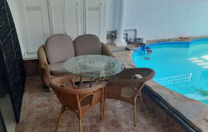 Resale - House - Semi-Detached House - Marbella - El Rosario