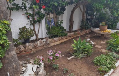 Resale - House - Semi-Detached House - Marbella - El Rosario