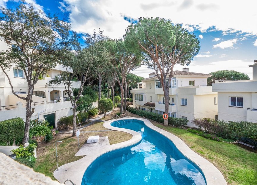 Resale - Apartment - Middle Floor Apartment - Marbella - Cabopino