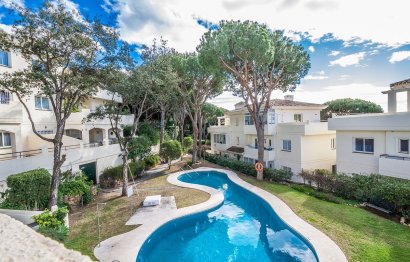 Resale - Apartment - Middle Floor Apartment - Marbella - Cabopino