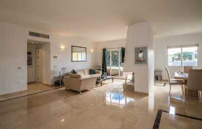 Resale - Apartment - Middle Floor Apartment - Marbella - Cabopino