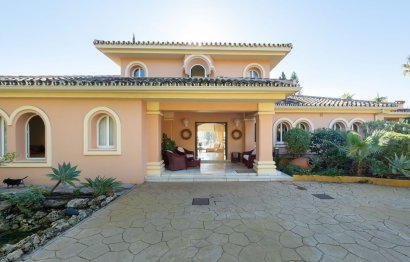 Resale - House - Detached Villa - Marbella - Marbella Centro