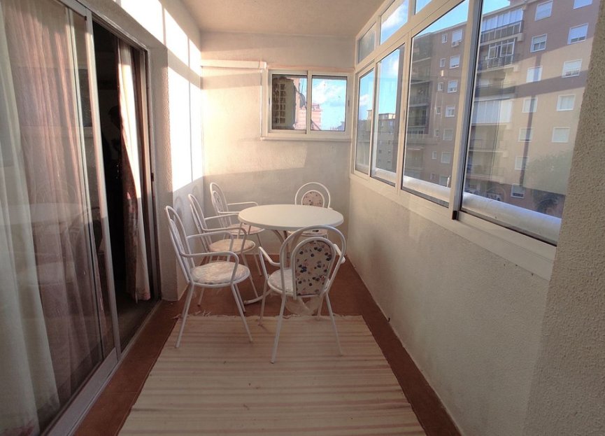 Resale - Apartment - Middle Floor Apartment - Fuengirola - Fuengirola Centro