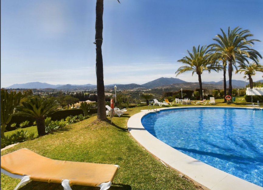 Resale - Apartment - Middle Floor Apartment - Marbella - The Golden Mile