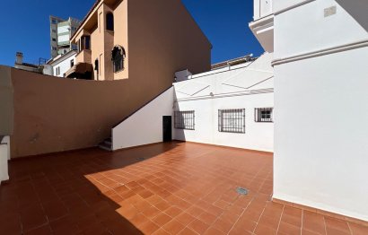 Resale - House - Detached Villa - Fuengirola - Fuengirola Centro