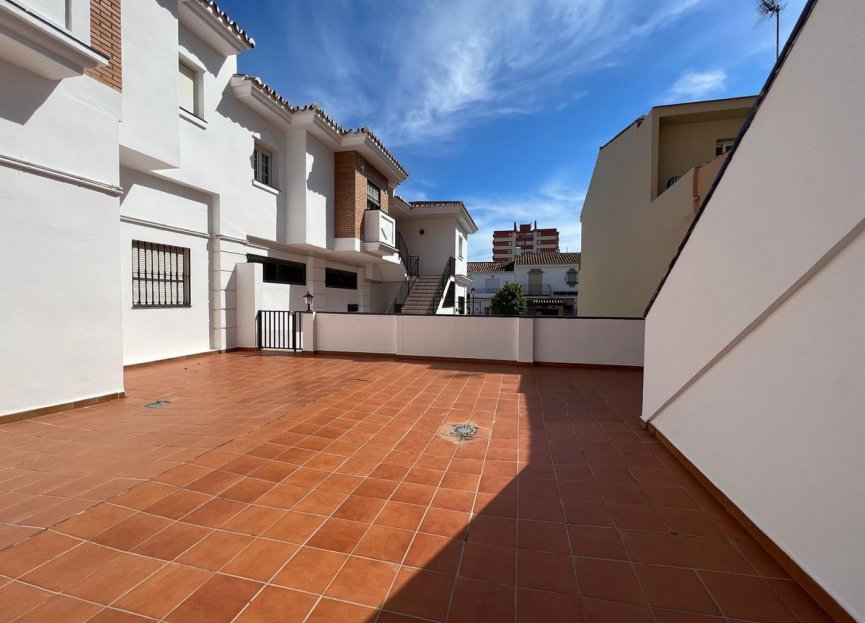 Resale - House - Detached Villa - Fuengirola - Fuengirola Centro