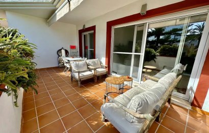 Resale - Apartment - Ground Floor Apartment - Marbella - Elviria