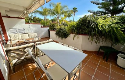 Resale - Apartment - Ground Floor Apartment - Marbella - Elviria