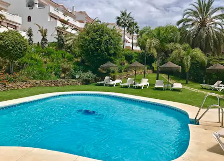 Resale - Apartment - Ground Floor Apartment - Marbella - Elviria