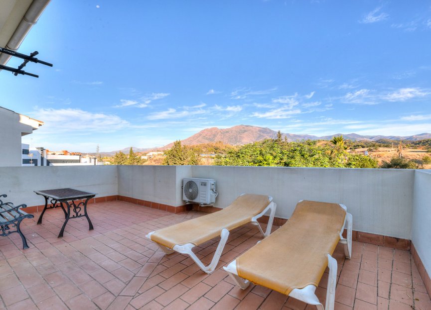 Resale - House - Townhouse - Estepona - Estepona Centro